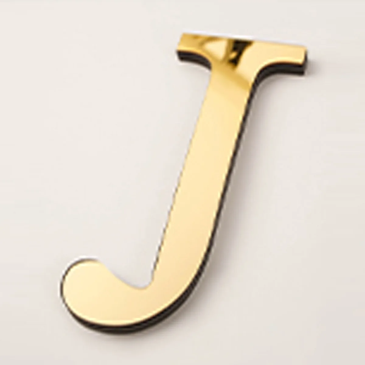 J