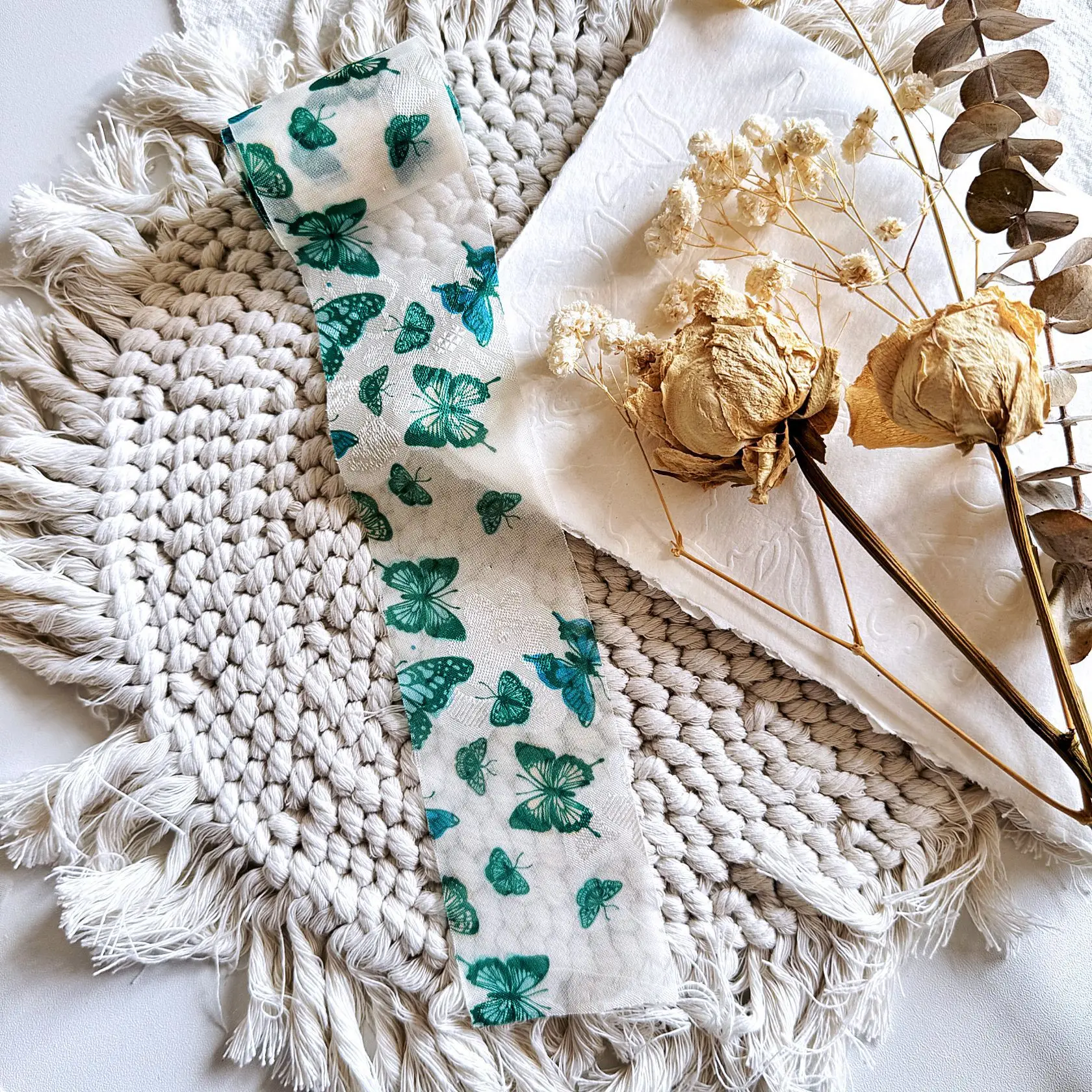 White (Style 8)