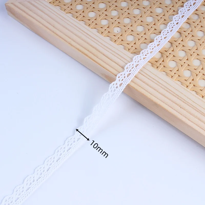 White (Style 28)