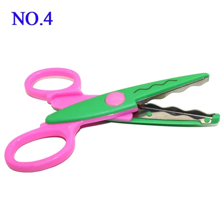 1 Pc Handmade Children DIY 6 Patterns Album Lace Scissors Card Photo Pattern Scissors Cartoons Lace Scissors