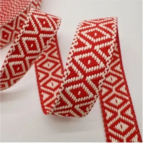 RD825-Red